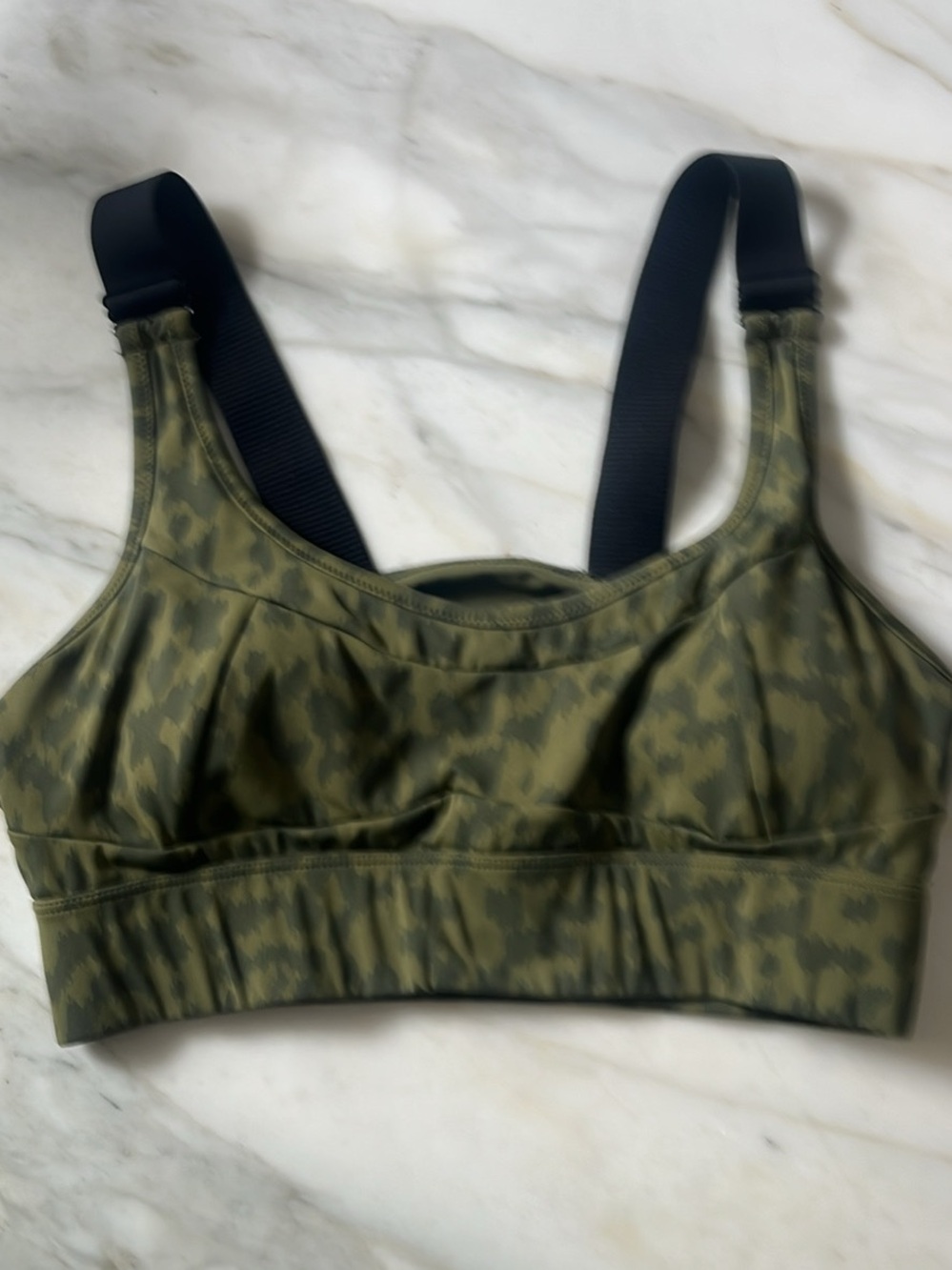 Varley Green Animal Print Sports Bra size Medium